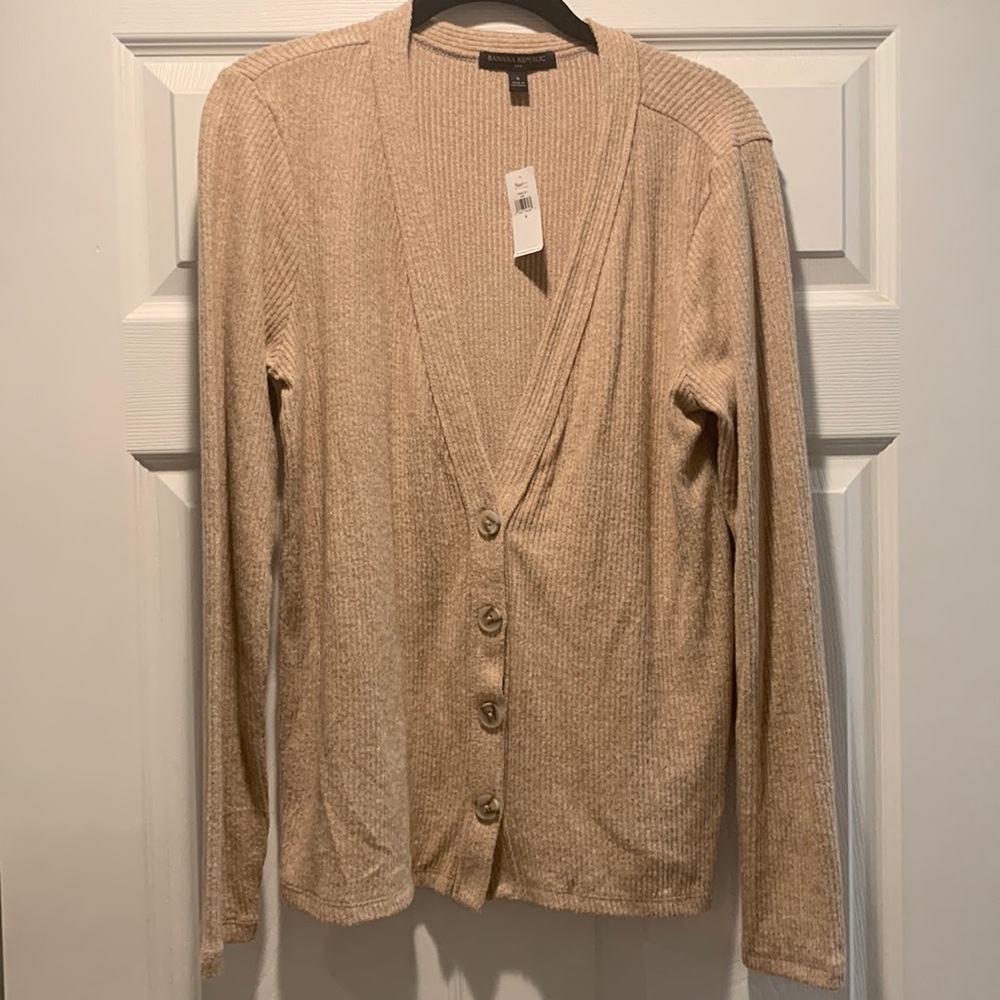 ***NWT*** Banana Republic Cardigan Sweater - Size S